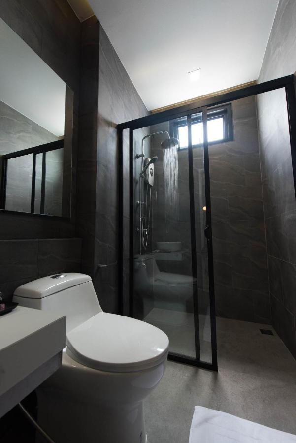 Qlosest Hotel Nakhon Ratchasima Extérieur photo